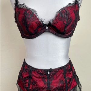 Dita Von Teese ‘Savoir Faire’ red/black lingerie 3-piece set (36B) NWOT